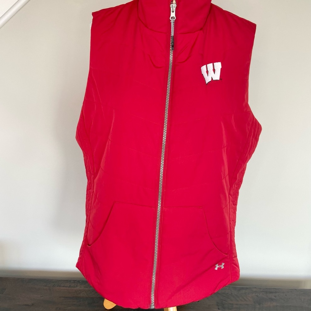 Under Armour University of Wisconsin Badgers Storm Vest ColdGear Women's XL Red